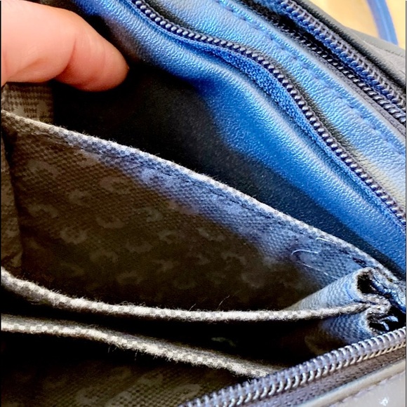 Capezio Navy Blue Small Shoulder Bag - Picture 9 of 10